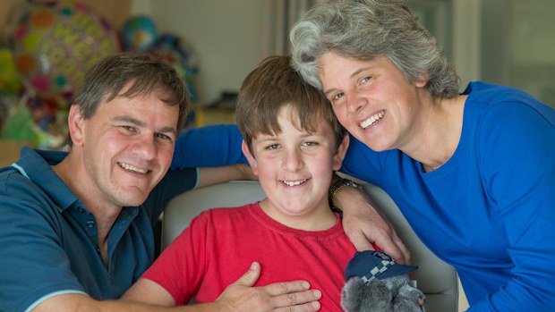 Tim and Rachel Shambrook with their son Luke. (AAP)
