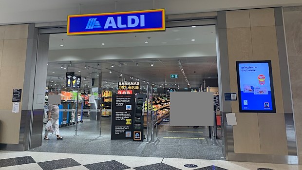 Aldi shopfront Castle Towers