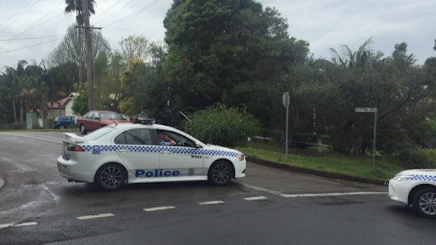 Police at the scene of the alleged shooting in Woonona last week. (9NEWS)