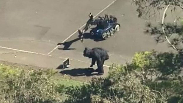A 600m area was cordoned off. (9NEWS)