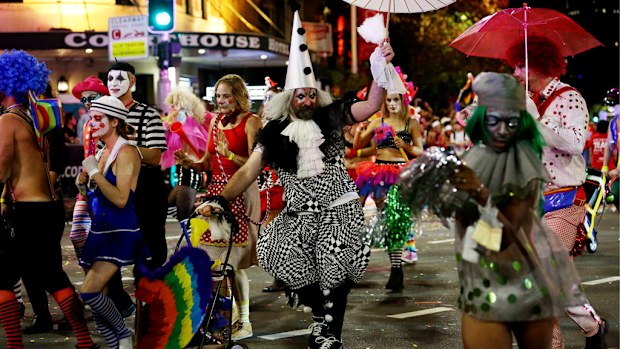 150 floats travelled five kilometres down Sydney's Oxford Street. (AAP)