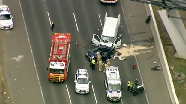 Four people have been injured in a crash on the Princes Freeway at Point Cook. (9NEWS)