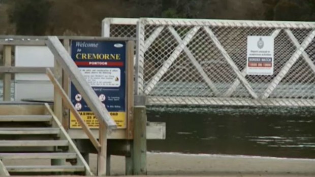 The search for the fourth man will continue in the morning.(9NEWS)