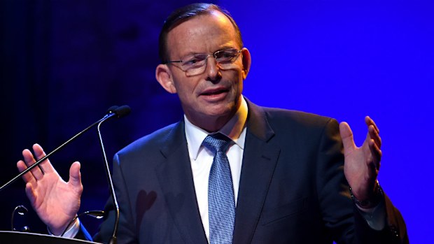 Prime Minister Tony Abbott delivers an address during a fundraising dinner for the Recognise movement in Sydney. (AAP)