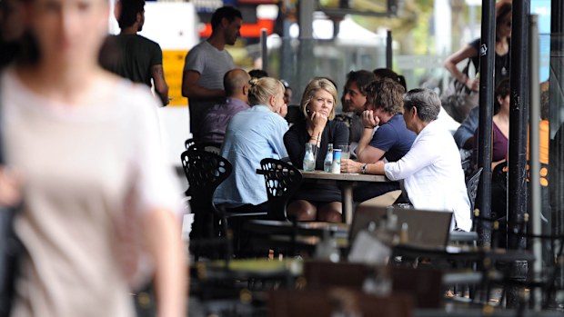 Victoria is the only state not to have the ban in outdoor dining areas. (AAP)