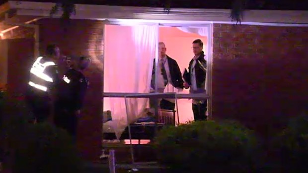 An explosion shattered windows in Werribee. (9NEWS)