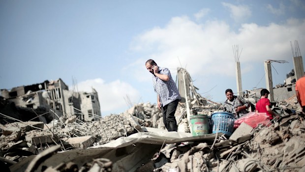 Dozens of bodies have been pulled from the rubble during the truce in Gaza. (Getty).