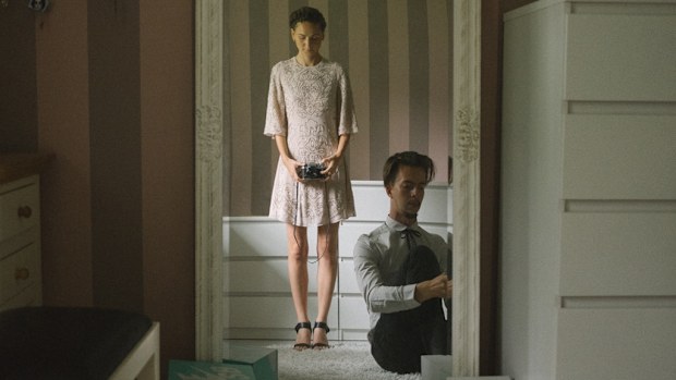 In an unexpected move a European bride decided to become her own wedding photographer. (Liisa Luts)