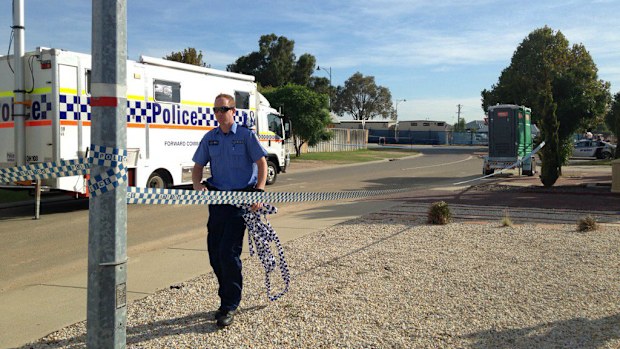 Police at the South Guildford home. (Scott Cunningham/9NEWS)
