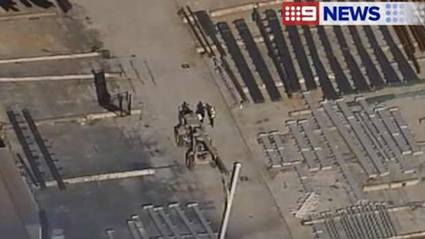 The accident happened at Mica Street, Carole Park. (9NEWS)