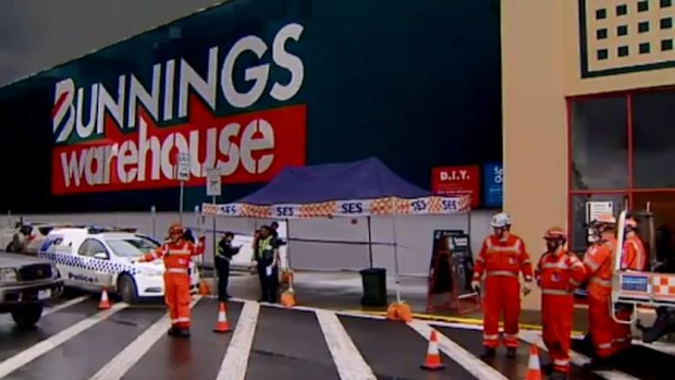 A man is in hospital after suffering a medical condition outside a Bunnings Warehouse in Frankston. (9NEWS)