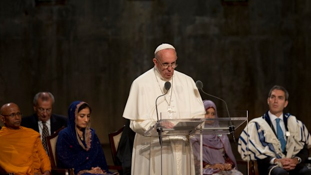 Pope Francis led a memorial service at the site of the 2001 September 11 attacks yesterday. (AAP)