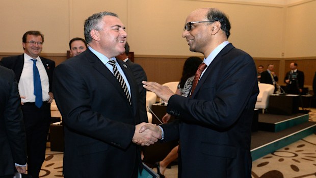 Treasurer Joe Hockey meets with Singapore's Deputy Prime Minister and Finance Minister Tharman Shanmugaratnum ahead of the G20 Summit. (AAP)