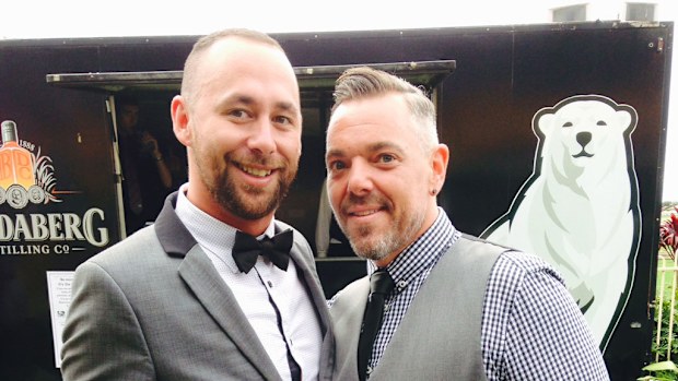 Cam Christian (left), a descendant of the mutineer Fletcher Christian, and his partner Paul Gilmour hope Norfolk Island will pass same-sex marriage laws that will allow them to wed. (AAP/Australian Marriage Equality) 