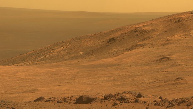 NASA has released a panoramic image of Mars' Marathon Valley in approximate true color. (NASA)