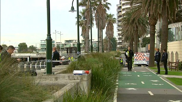 Emergency services at the scene at Station Pier. (9NEWS)