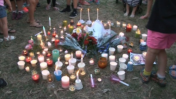 Mourners remember Zoe at a park near her home last night. (9NEWS) 