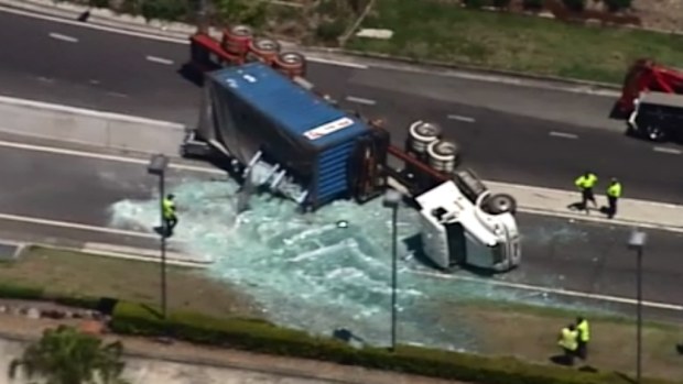 A truck has rolled in Springwood. (Channel 9)
