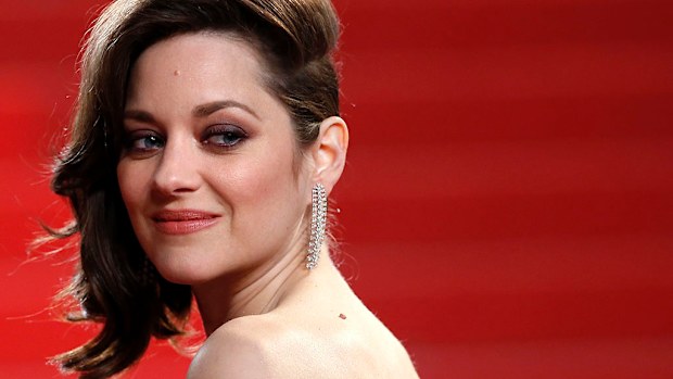 Marion Cotillard has responded to rumours she had an affair with Brad Pitt by announcing her pregnancy. (AAP)