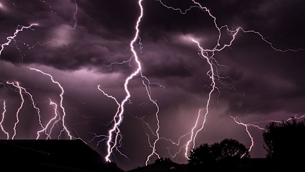 Lightning fills the sky above Essendon, Victoria overnight. (Matt Krumins, Deeper Than Diving)