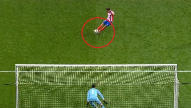 Julián Álvarez slipped and double-touched the ball.