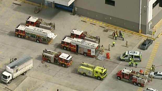 Eight people are in hospital after coming in contact with hydrofluoric acid. (9NEWS)