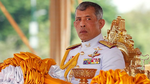 King Maha Vajiralongkorn has now removed six palace officials. 