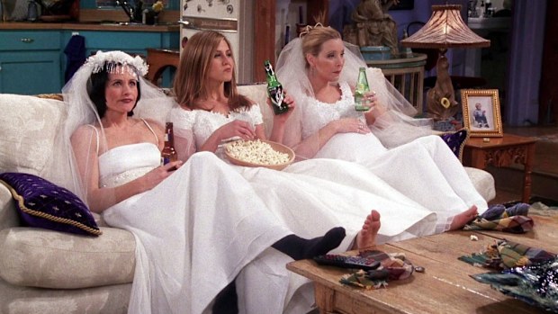 divorce party wedding dress Woman Goes Viral For Burning Her Wedding Dress In Post-Divorce Celebration