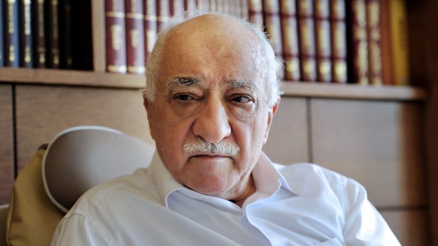 A handout picture released by Zaman Daily shows exiled Turkish Muslim preacher Fethullah Gulen at his residence on September 24, 2013 in Saylorsburg, Pennsylvania. (AFP)