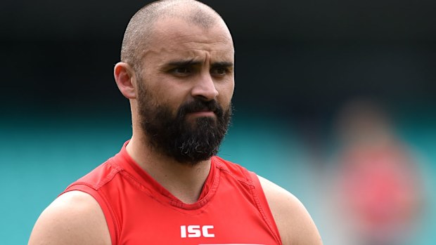Veteran Rhyce Shaw says the Swans will be back "bigger and better" after being thumped by the Hawks in yesterday's AFL grand final. (AAP)