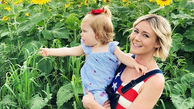 Mother from Illinois reveals a stranger became her egg donor after multiple failed pregnancies 