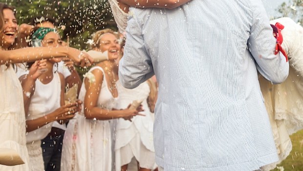 Wedding guests white dress rules
