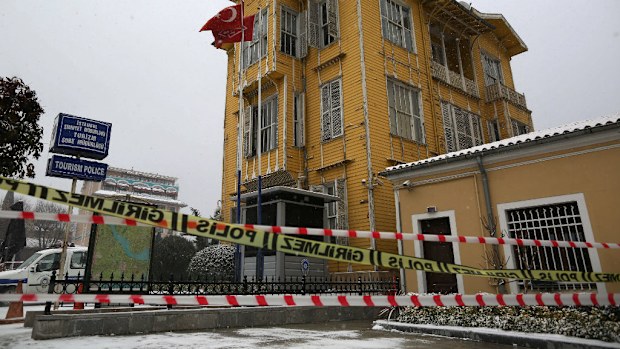 The Istanbul police station where the suicide attack took place. (AAP)