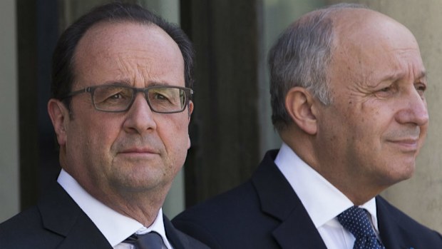 French president Francois Hollande (L) and foreign affairs minister Laurent Fabius. (AAP)