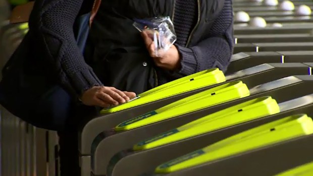 An Auditor-General report on the operational effectiveness of myki found the system was $550 million over budget. (9NEWS)