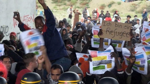 Between 7,000 and 10,000 migrants currently live in the camp. (AAP)