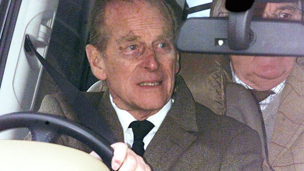 1402_hon_PrincePhilipcrash_5