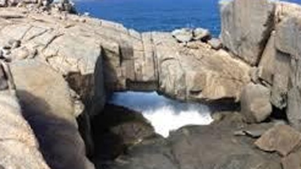 A man is believed to have fallen from the Natural Bridge near The Gap in Albany, Western Australia. (Supplied) 