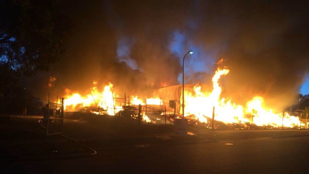 Firefighters are battling a blaze at a mattress factory in Hackham, South Australia. (9NEWS)