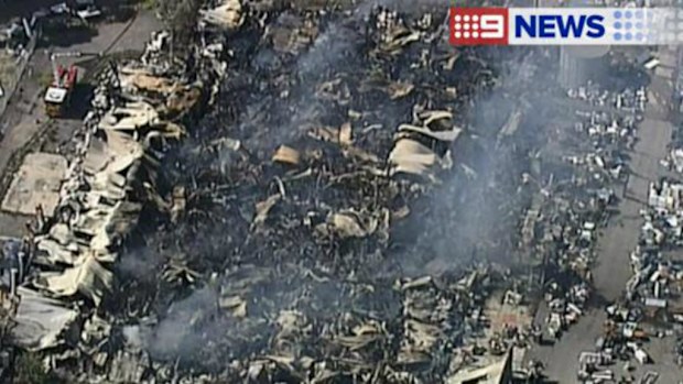 A man is still missing after a factory caught fire at Seymour. (9NEWS)