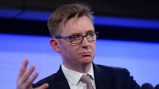Australian Medical Association president Professor Brian Owler speaking at the National Press Club in Canberra. (AAP Image/Alan Porritt)