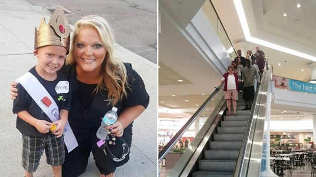 Leah Kerr recounted on Facebook how a stranger came to her grandmother's aid. (Facebook/Leah Kerr)