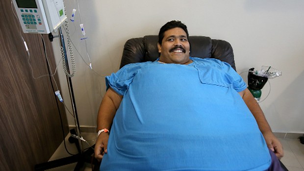 Andrés Moreno, the world's fattest man, has died of a heart attack in Mexico.