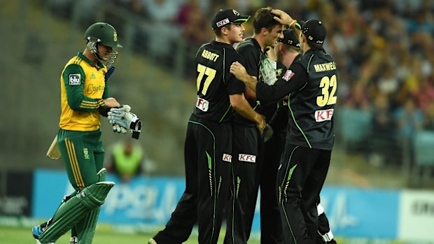 Australia has taken out the three-match T20 series against South Africa with a win in Sydney tonight. (AAP)