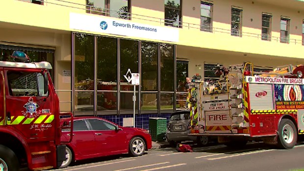 Emergency crews are still trying to determine the cause of flooding at a Melbourne hospital. (9NEWS)