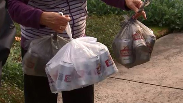 The litterbug dumped the neatly-tied shopping bags every day for 18 months. (9NEWS)