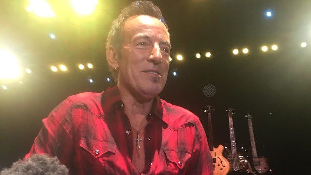 Bruce Springsteen speaking to reporters in Perth. (AAP)