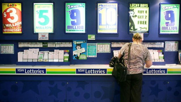 Supermarkets push for NSW lottery ticket rights. (Getty Images)