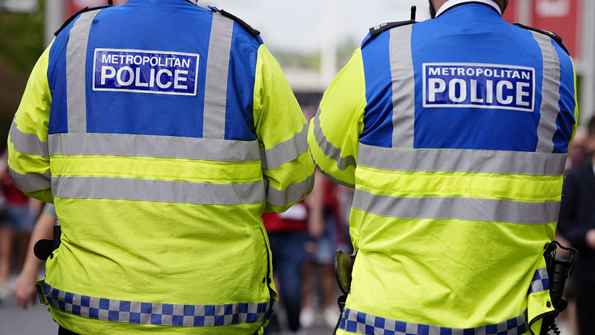 Four Iranians among five arrested in UK over alleged terror plot | Nine ...