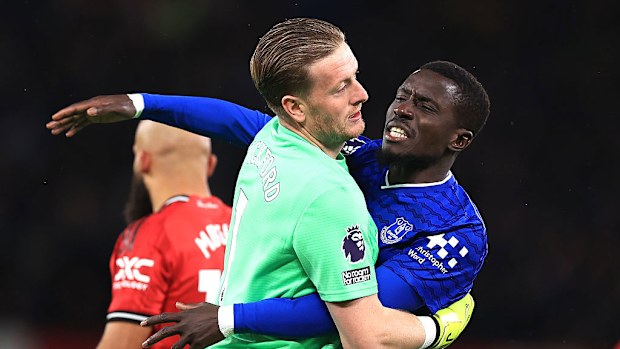 Everton goalkeeper Jordan Pickford and Idrissa Gueye clash resulting in a red card for Gueye.